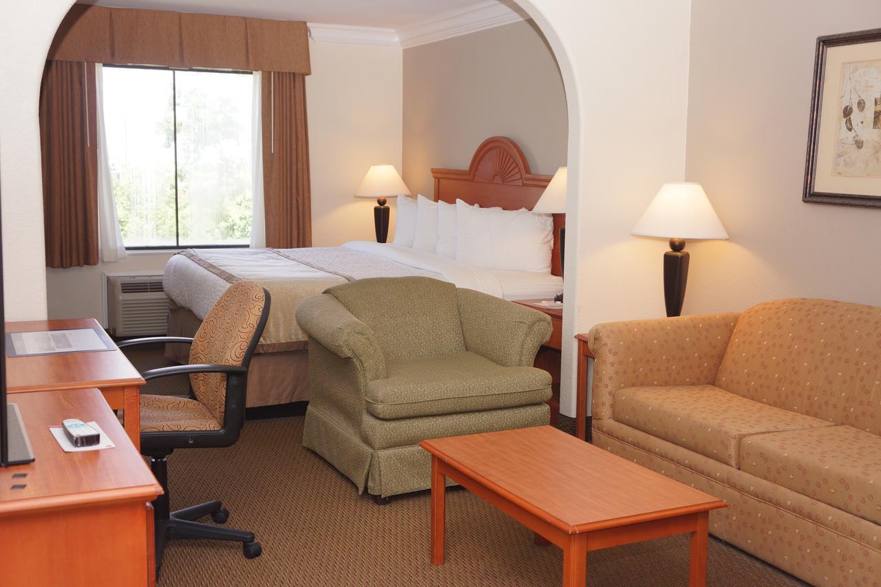 Best Western Isabelle Court Galliano Экстерьер фото